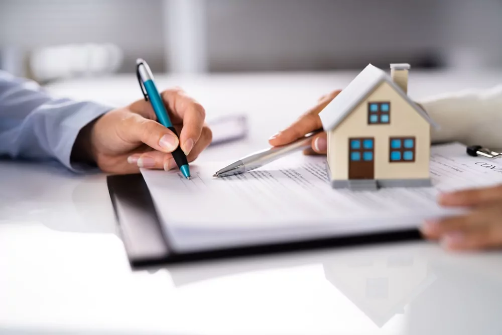 texas is known for its vast land and strong property rights, shutterstock